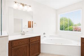 2405 Grimsby Court - Photo 18