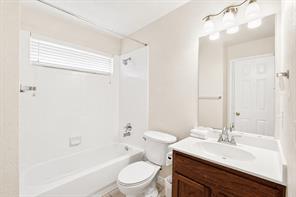 2405 Grimsby Court - Photo 25