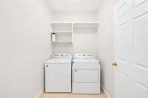 2405 Grimsby Court - Photo 32