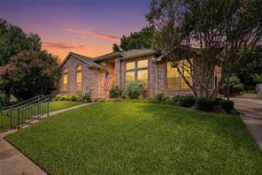 2608 Rochelle Drive - Photo 1