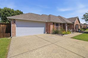 2912 Thousand Oaks Drive - Photo 2