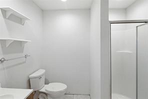 2912 Thousand Oaks Drive - Photo 36