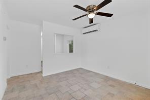 327 Randolph Street - Photo 4