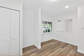 327 Randolph Street - Photo 8