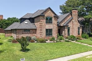 2121 Clearspring Drive S - Photo 2