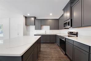 3720 Washington Street - Photo 3