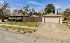 600 Westwood Drive - Photo 4