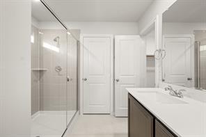 15016 Amantes Avenue - Photo 11