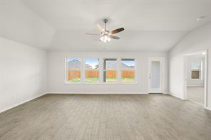15016 Amantes Avenue - Photo 17
