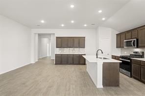 15016 Amantes Avenue - Photo 9
