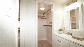 5638 Marina Drive - Photo 6