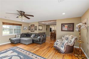 304 N Victor Street - Photo 3