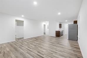 544 Lenox Street - Photo 3