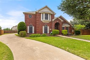 514 Newport Court - Photo 1