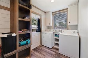 501 W 3rd Street - Photo 29