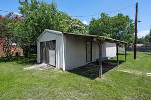 501 W 3rd Street - Photo 31