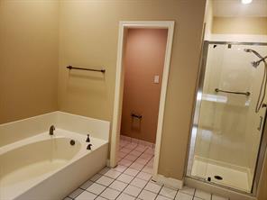 1307 Boardwalk Street - Photo 32