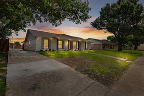 908 Vinecrest Lane - Photo 2