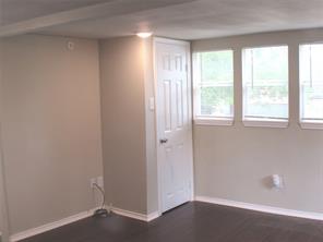 2208 Beverly Drive - Photo 20