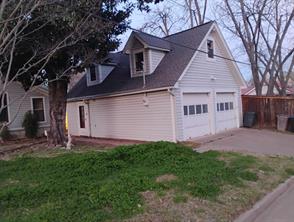 504 N Newsom Street - Photo 1