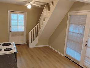 504 N Newsom Street - Photo 5
