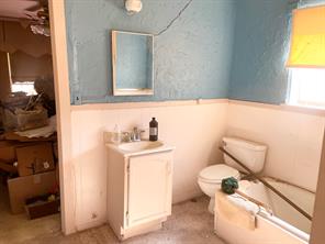 312 E Elm Street - Photo 14