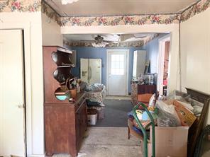 312 E Elm Street - Photo 4