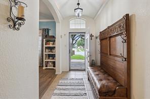 568 Willowview Drive - Photo 5