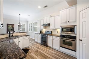 102 Stamford Drive - Photo 13