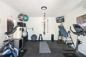 102 Stamford Drive - Photo 32