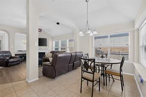 404 Castle Street - Photo 10