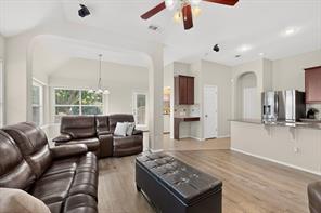 404 Castle Street - Photo 8