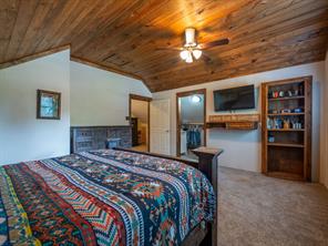 4240 County Road 2107 - Photo 19