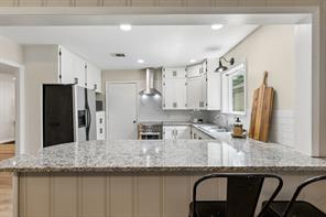 411 W Taylor Street - Photo 10