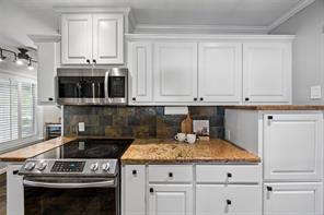 504 Monssen Drive - Photo 22