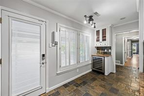 504 Monssen Drive - Photo 23