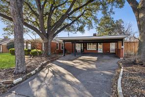 504 Monssen Drive - Photo 4