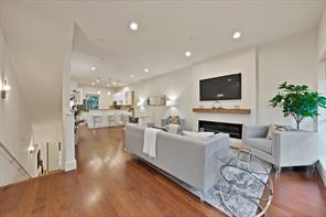 4111 Newton Avenue - Photo 5