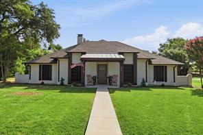 205 N FOREST Lane - Photo 2