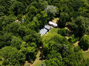 8909 FM 1795 - Photo 33