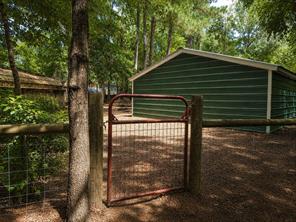 8909 FM 1795 - Photo 39