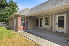 2704 Rex Cruse Drive - Photo 32