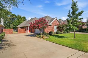 2704 Rex Cruse Drive - Photo 4