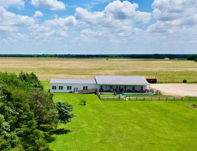 9262 Farm Road 79