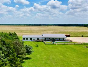 9262 Farm Road 79 - Photo 1