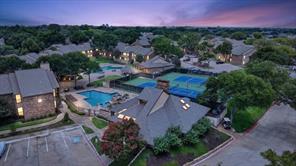 2103 Friendly Drive - Photo 2