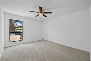 2103 Friendly Drive - Photo 21