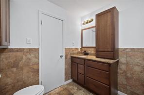 2103 Friendly Drive - Photo 24