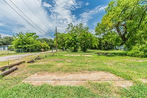 14831 Seagoville Road - Photo 2