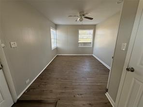 430 E Parnell Street - Photo 4